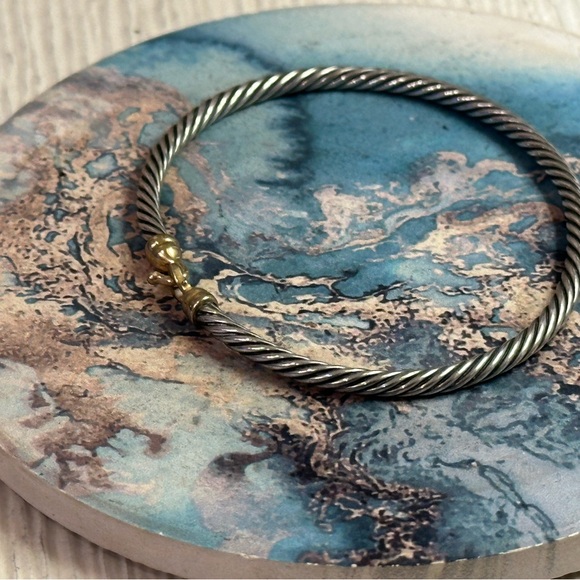 David Yurman Buckle Classic Cable Bracelet - Picture 2 of 9